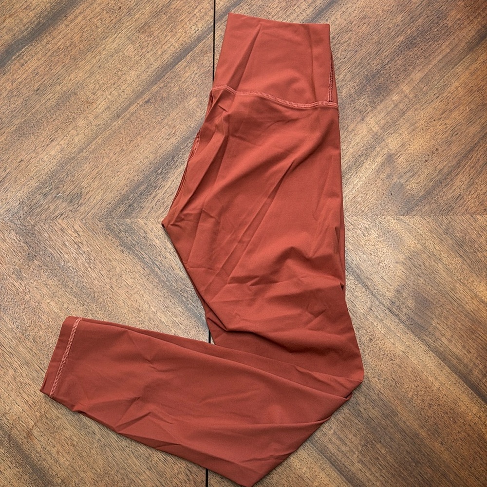 Everlane renew leggings